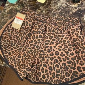 Nike tempo leopard shorts